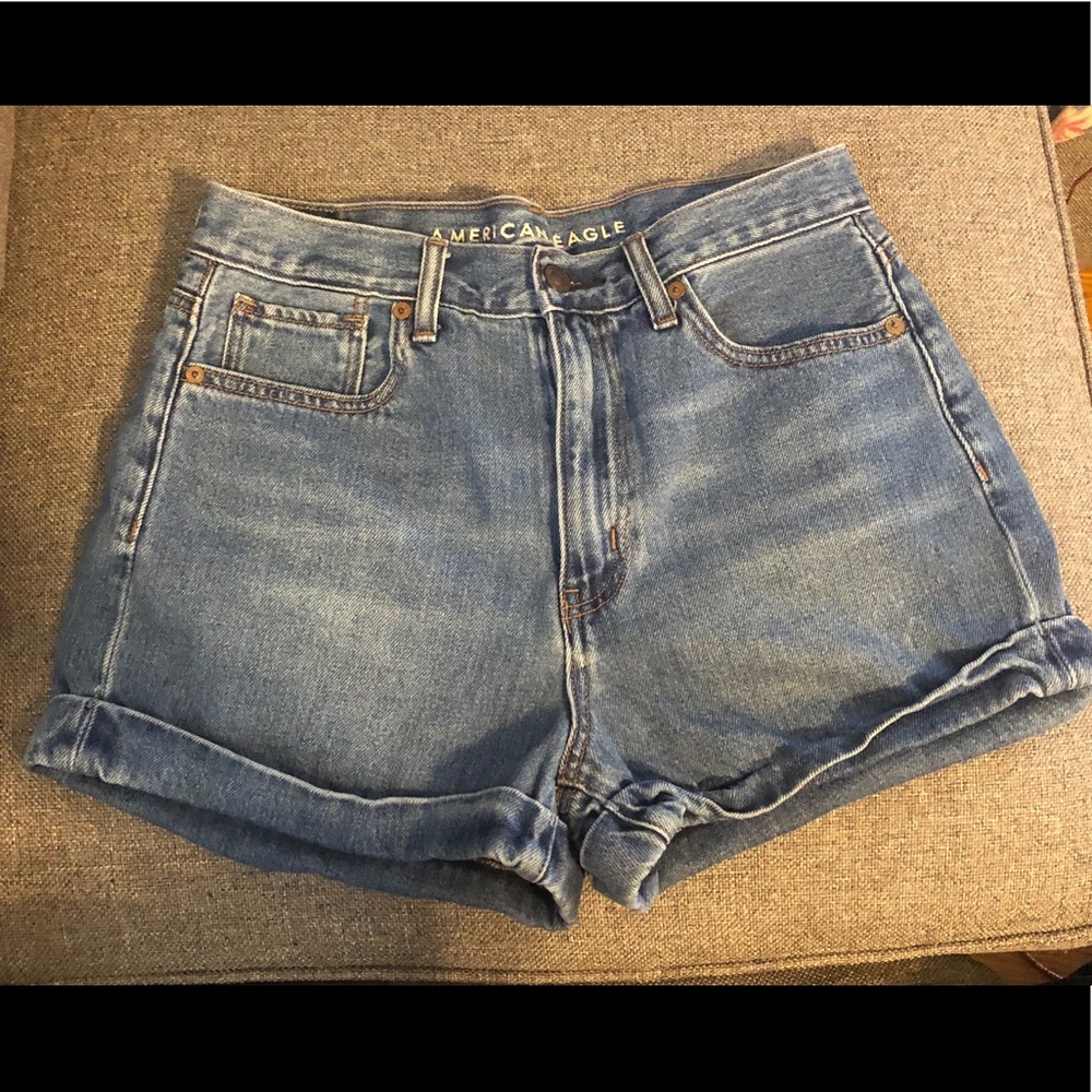 American Eagle Outfitters shorts Size 6